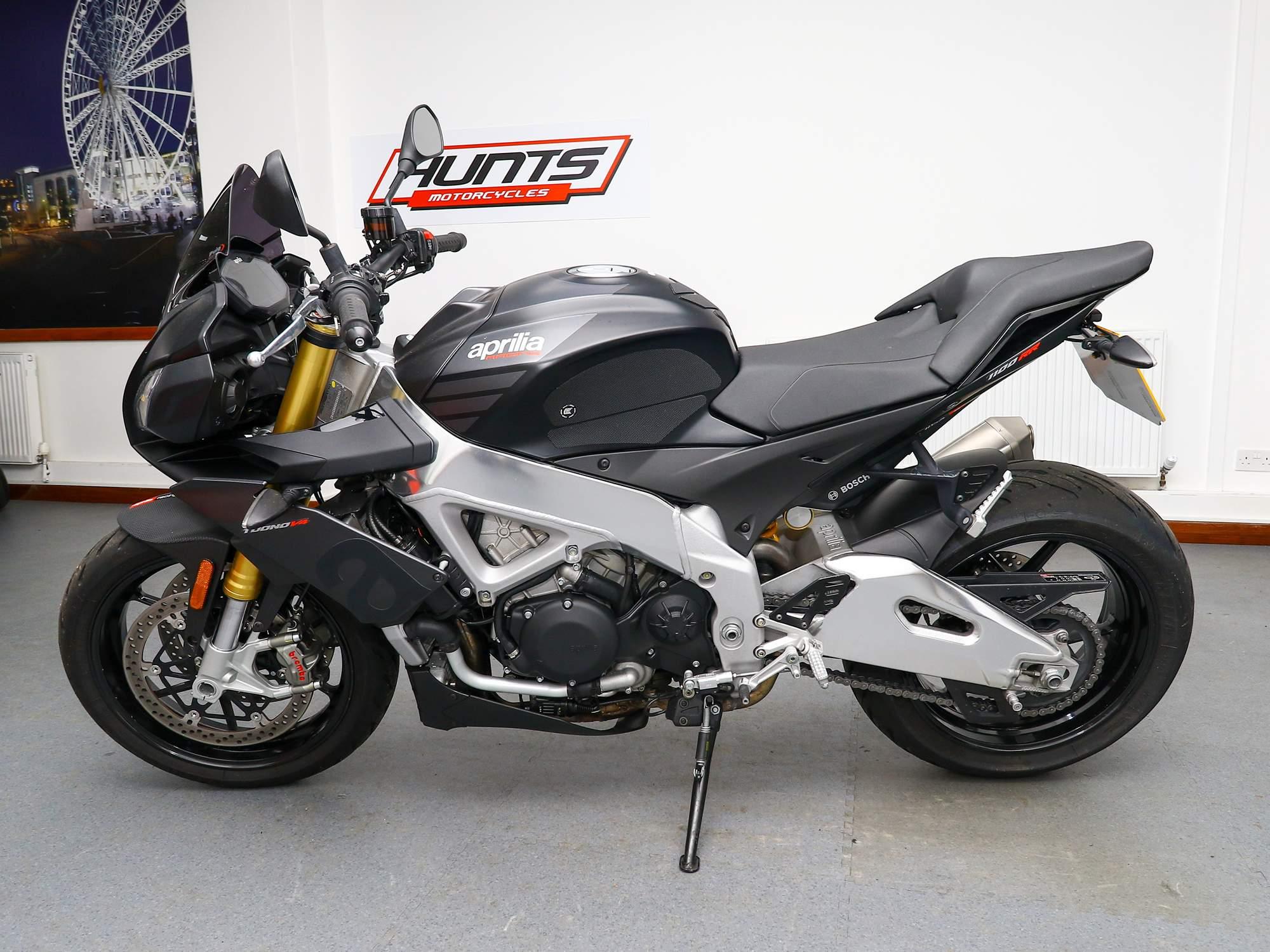2019 Aprilia Tuono 1100 V4
