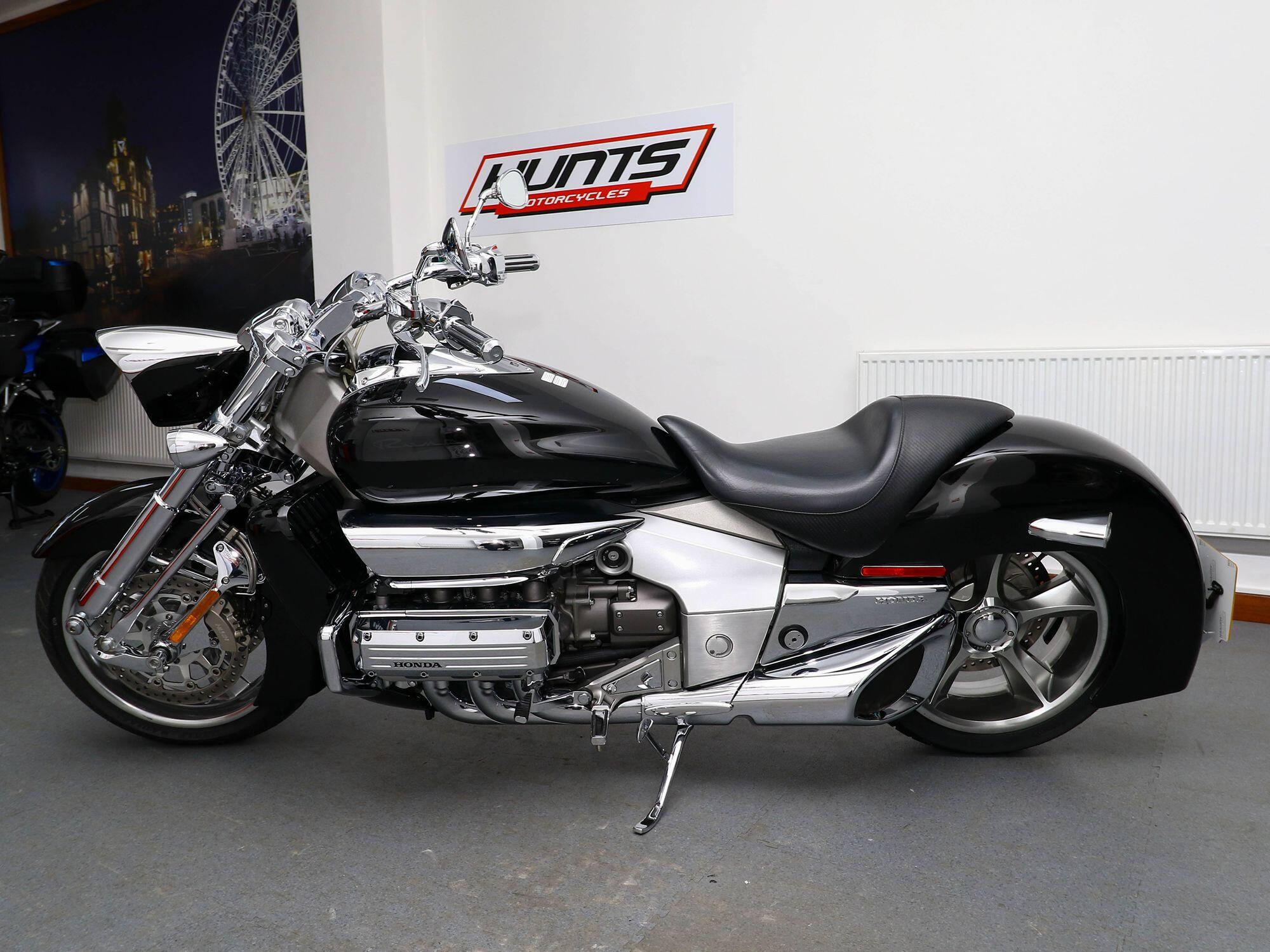 2005 Honda Rune