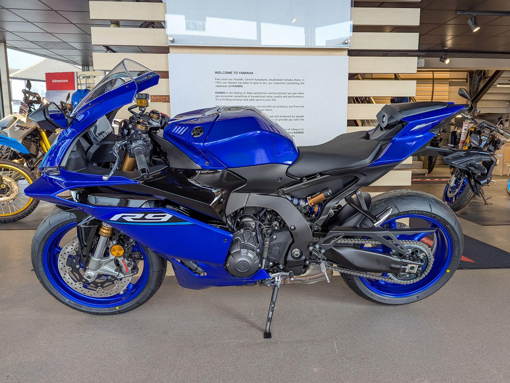 New Yamaha R9